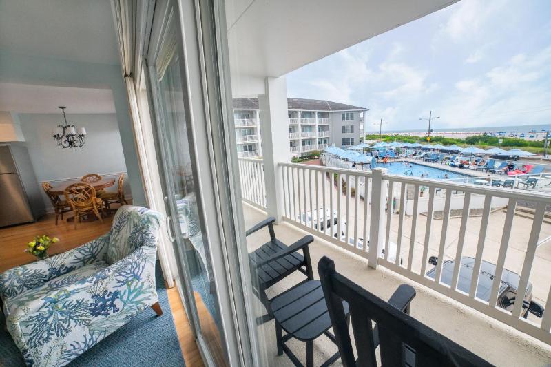 Two Bedroom Ocean View Suite image 2