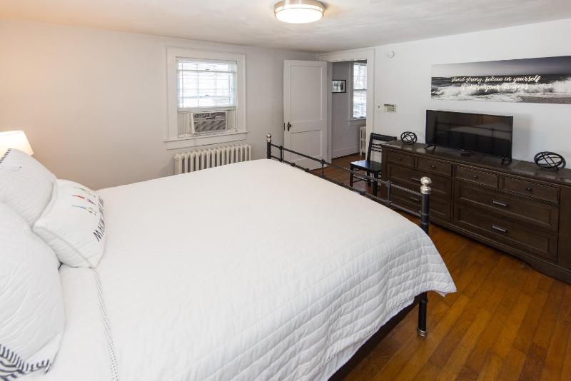23rd Street White House - image 8