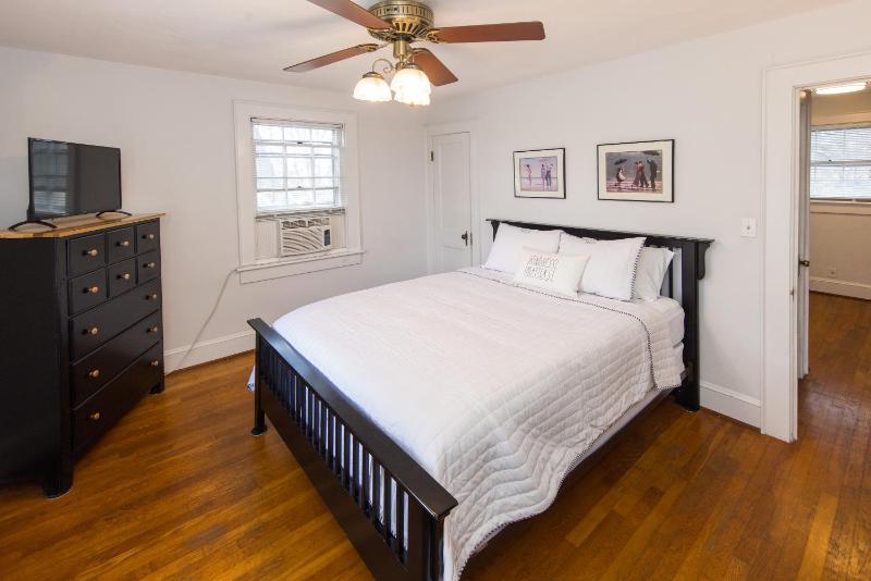 23rd Street White House - image 37