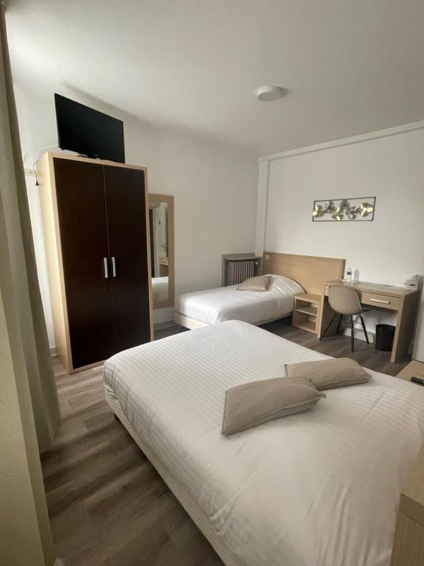 Triple Room image 4
