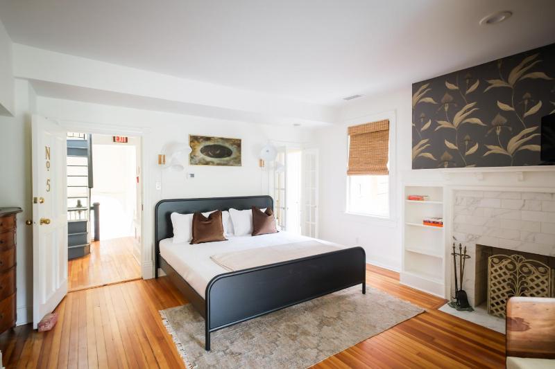 Swann House - image 7