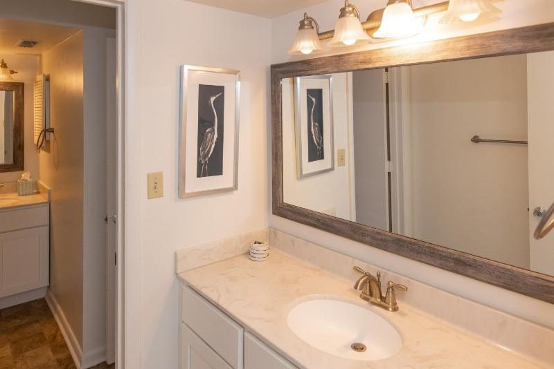 Coral Beach House - North End VB - image 18
