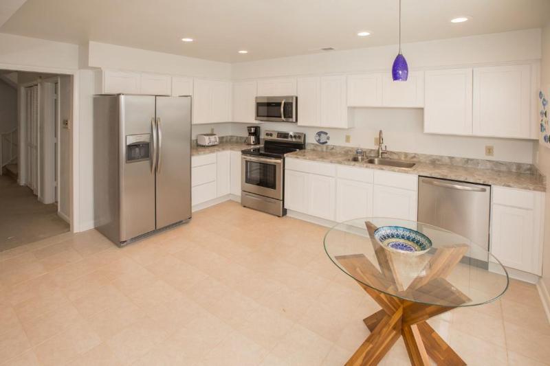 Coral Beach House - North End VB - image 15