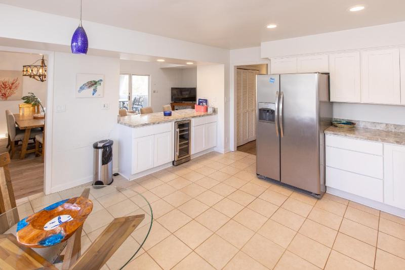 Coral Beach House - North End VB - image 10