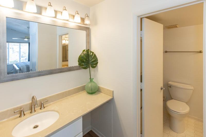 Coral Beach House - North End VB - image 11