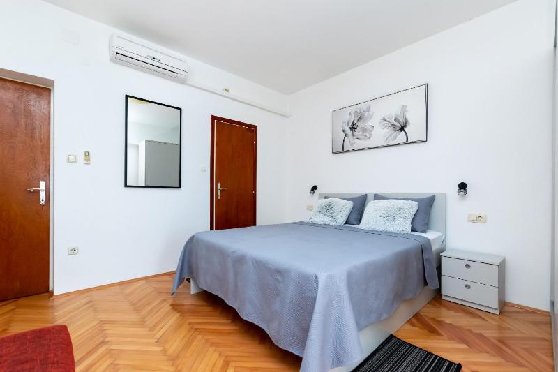 Apartments Ruza Tomislav - image 19