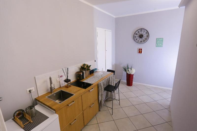 Double Room with Balcony image 1