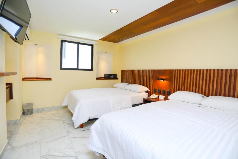 Hotel Parador - image 13