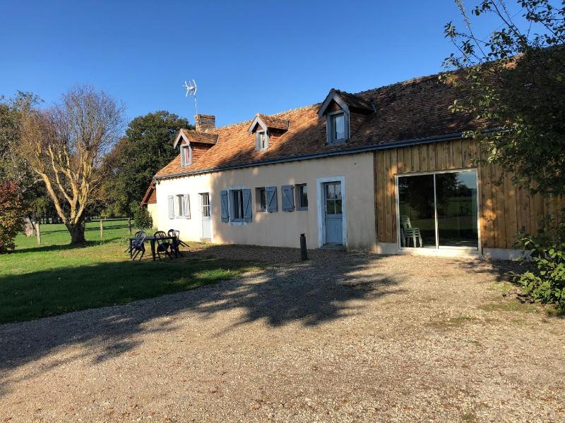 Holiday Home (11 adults) image 1
