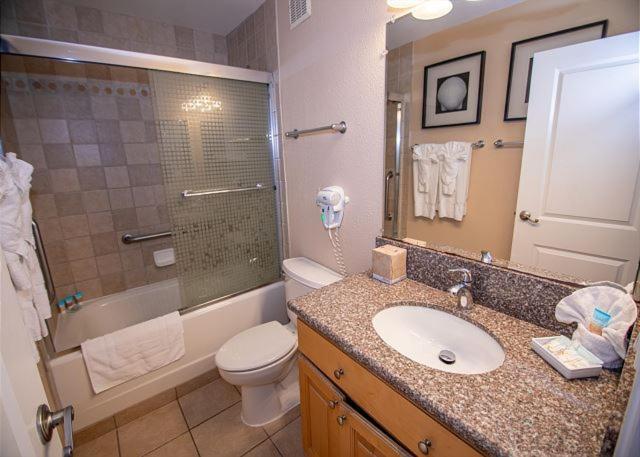 One-Bedroom Apartment image 2