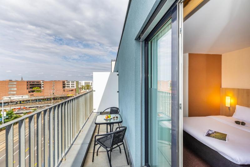 Panorama Double Room with Balcony image 2