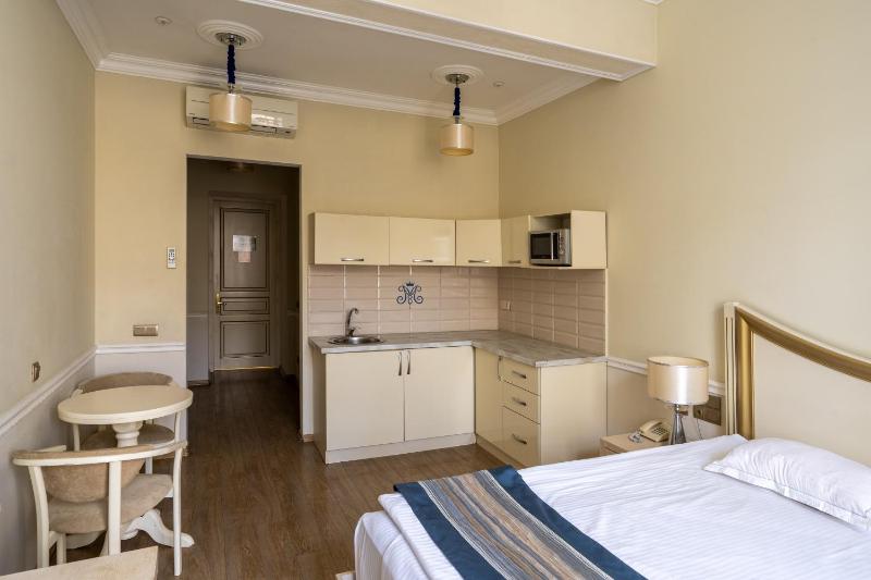 Apartment image 3