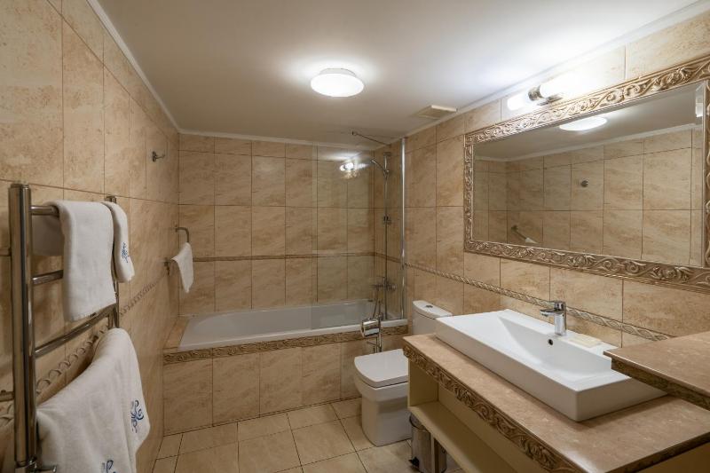 Apartment - Split Level image 4
