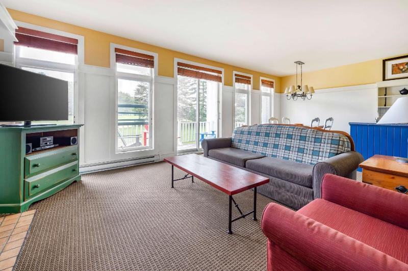 Hilton Grand Vacations Club Tremblant Canada - image 13