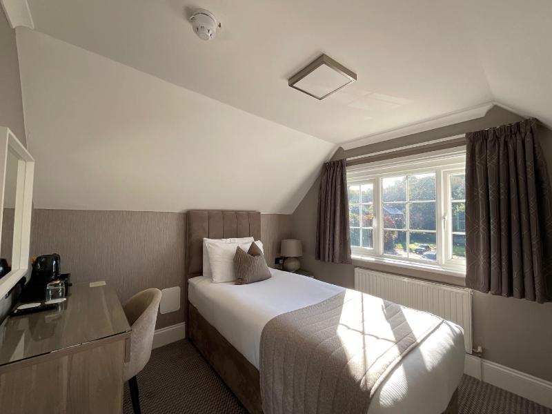 Classic Single Room image 1