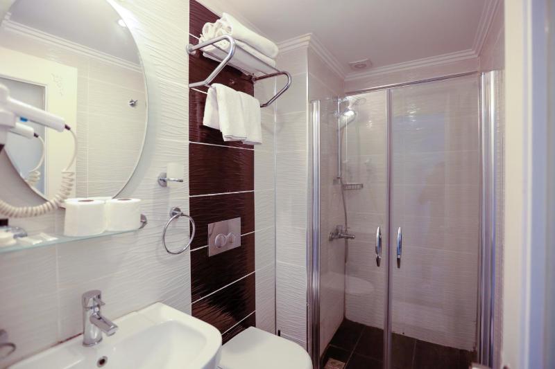 Nova City Hotel - image 10