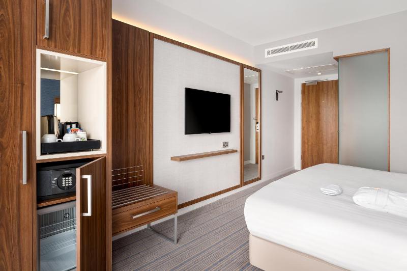 King Room image 1