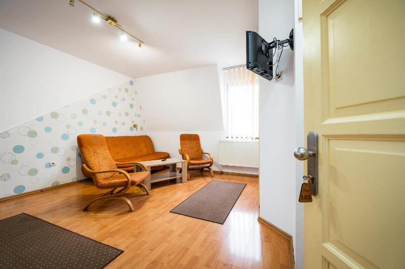 One-Bedroom Suite image 1
