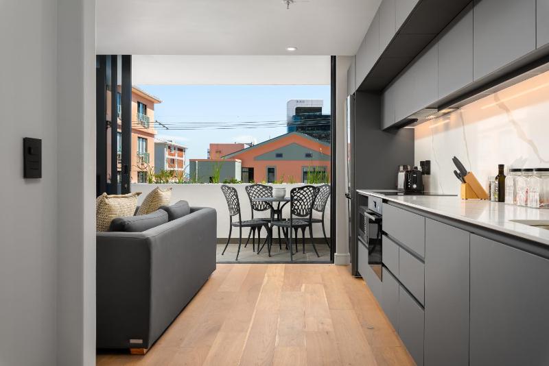 The Avant Luxury Apartments - image 14