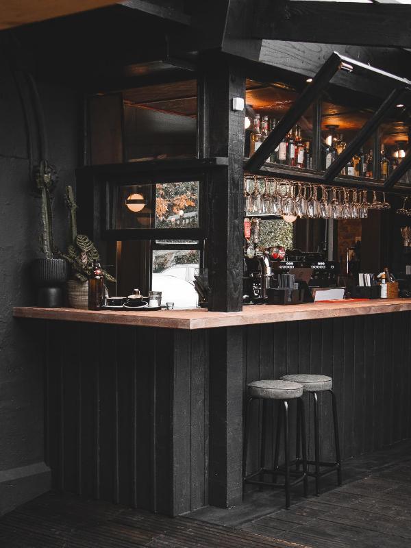 The Lodge of Heavy Leisure - image 5