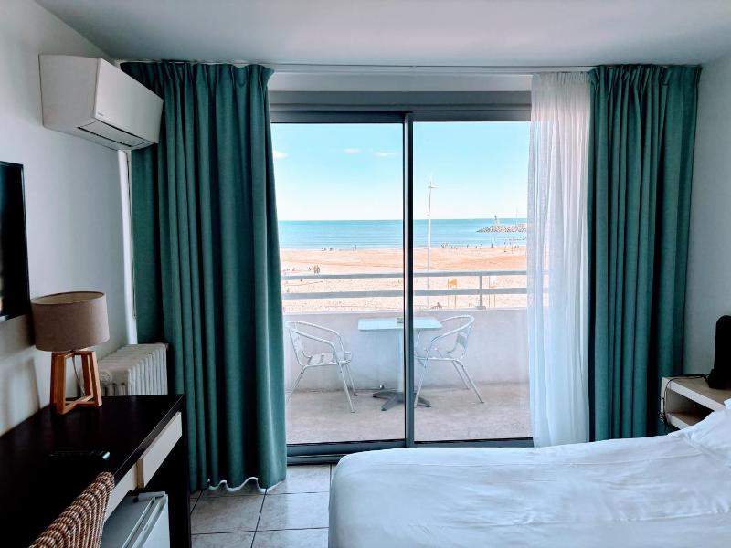 Double Room Facing the Sea image 4