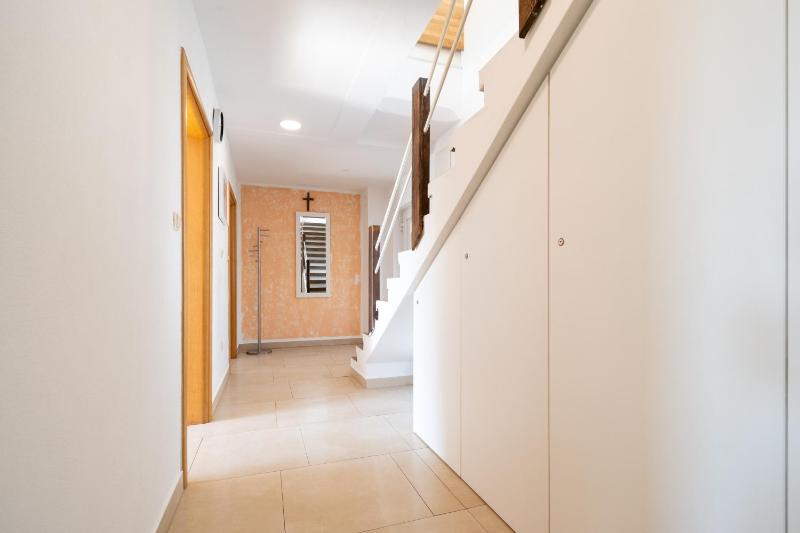 Three-Bedroom Holiday Home  image 2