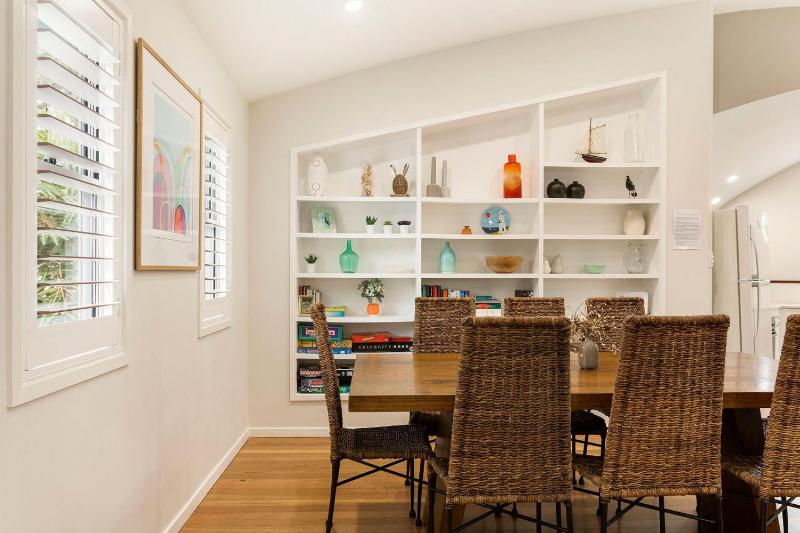 Beach House at Tallows - pet-friendly 4 BR retreat - image 9