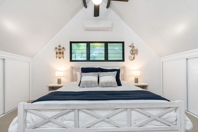 Gidgets House and Studio - sleeps up to 12 guests - image 9