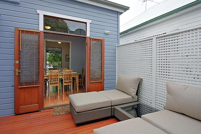 Harkaway - charming cottage in central Byron Bay - image 6