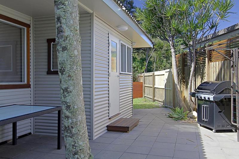 Su Casa - pet-friendly cottage in central Byron - image 6