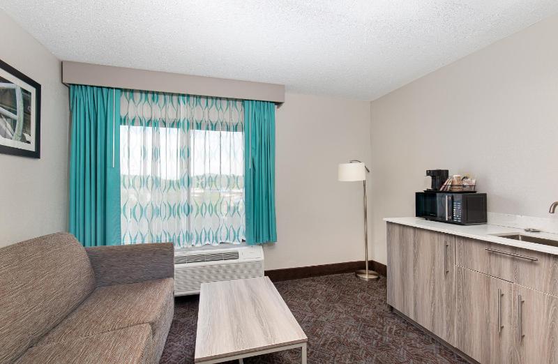 Executive King Room - Non-Smoking image 3