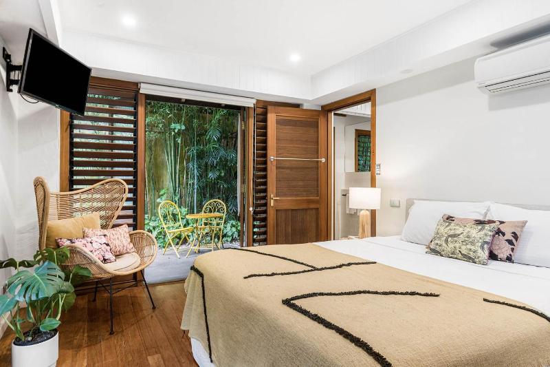 Byron Blisshouse Garden Villa - beachside retreat - image 8