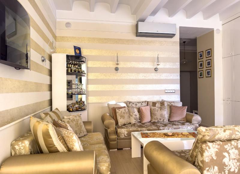 Apartment image 2