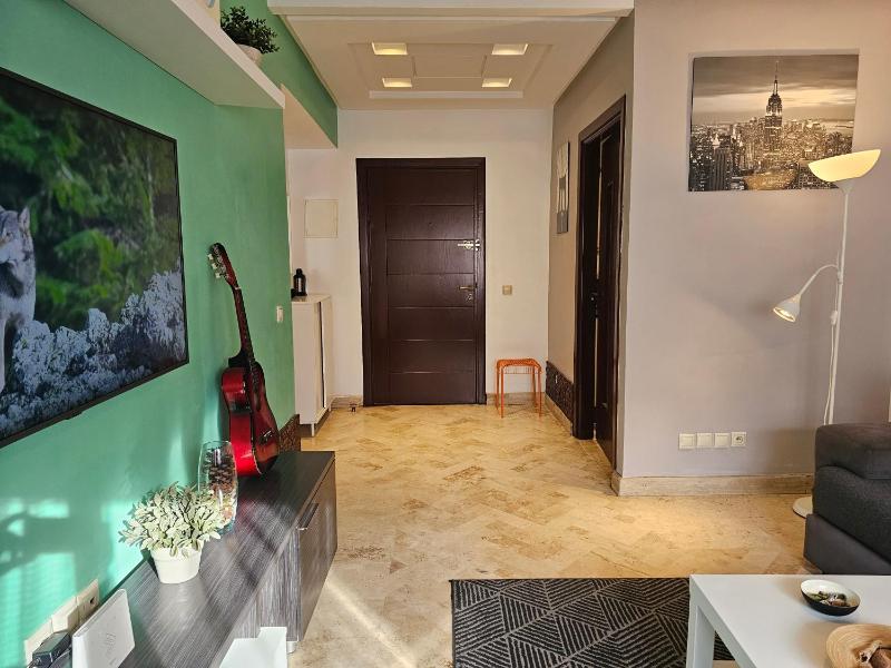 Cosy 2BR Free Parking AC & Fast WiFi Central Maarif - image 10