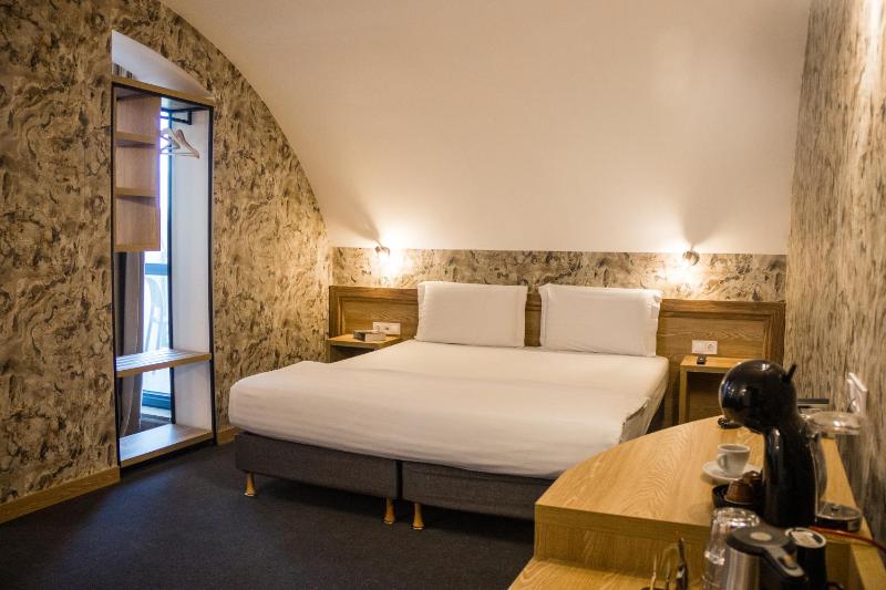 Junior Suite image 4