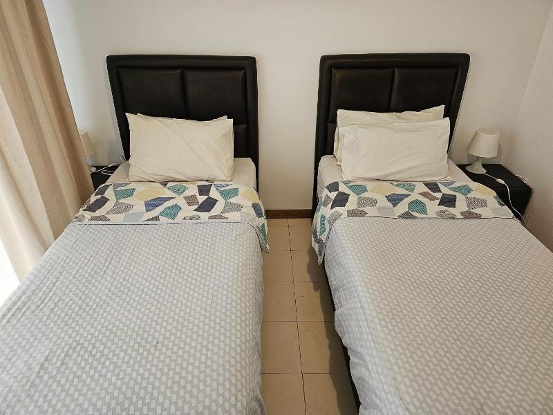 Cosy 2BR Free Parking AC & Fast WiFi Central Maarif - image 9