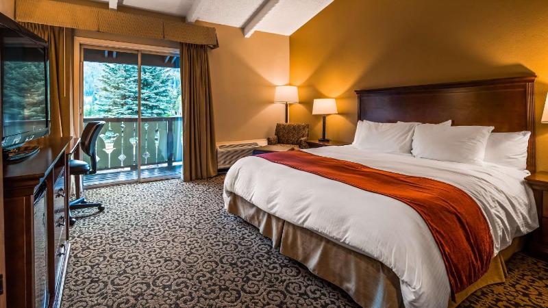 King Room with Mountain View - Non-Smoking image 4