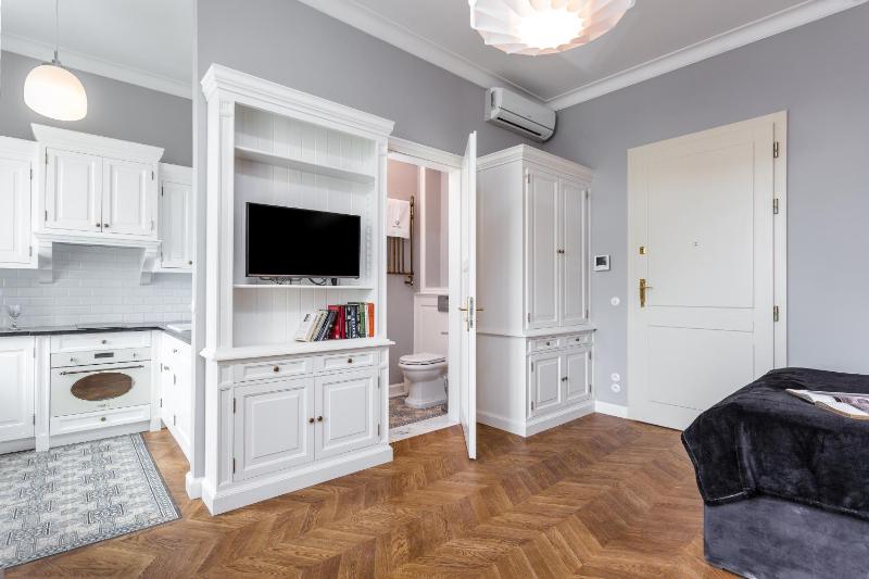 Warsaw Concept - image 14