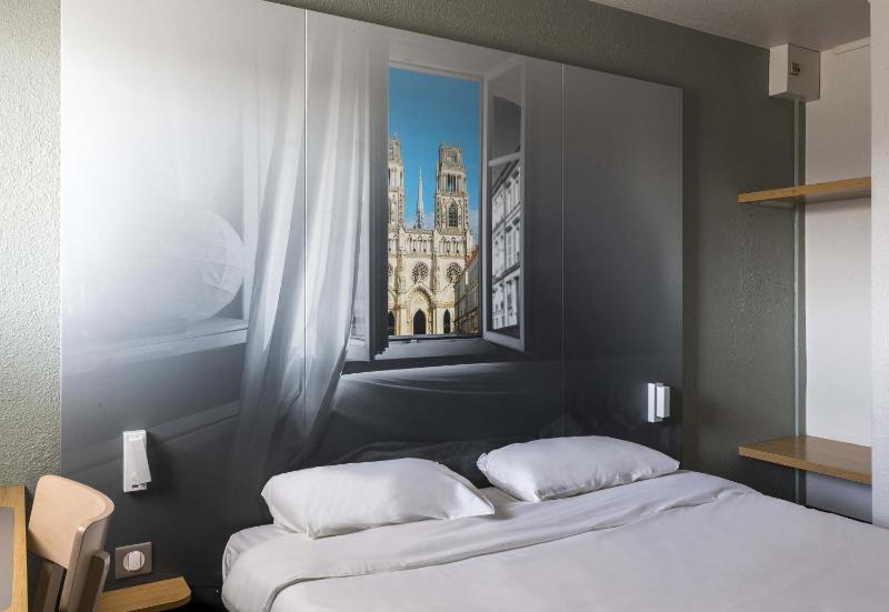 Double Room image 1