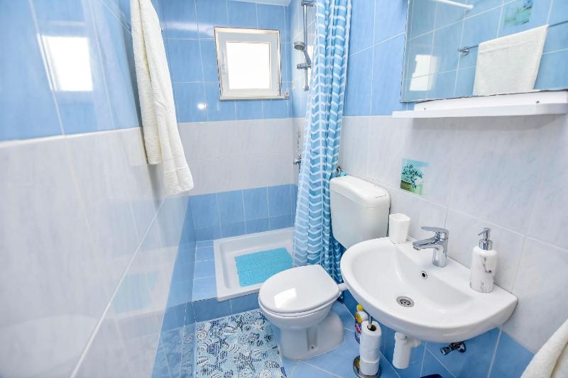 Three-Bedroom Apartment image 3