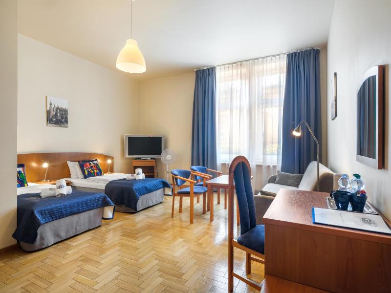 Triple Room image 1