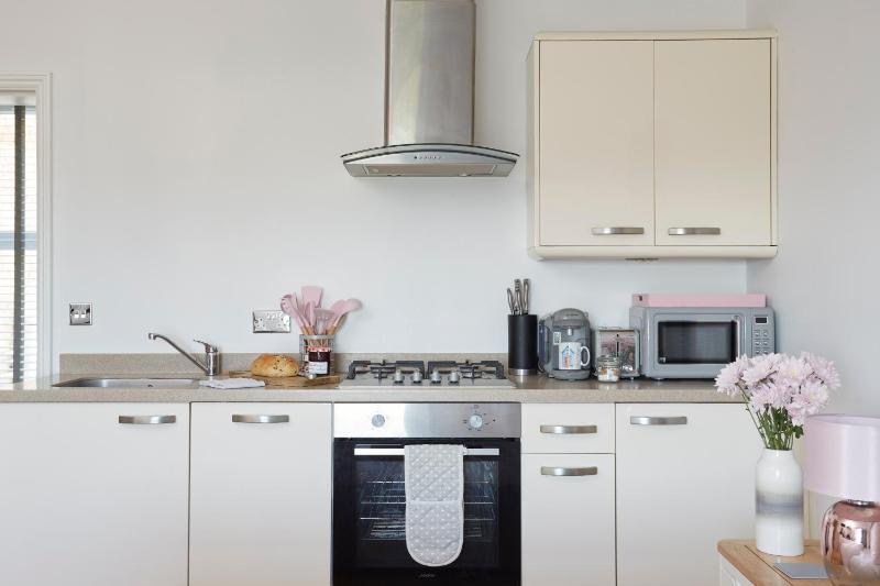 Studio Apartment with Sea View image 2