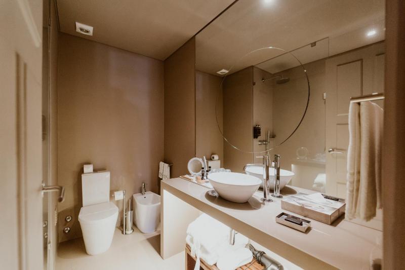 Standard Double Room image 1