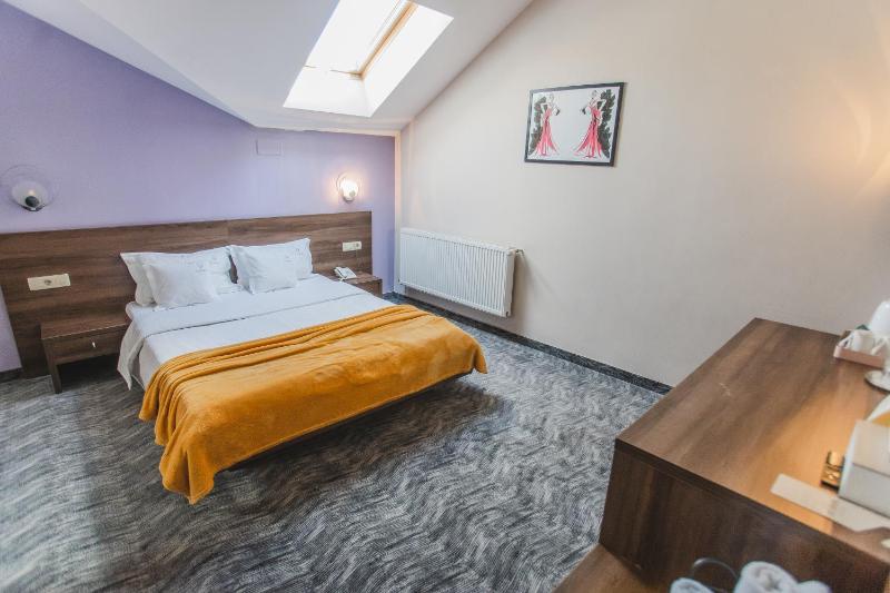Caro Boutique Hotel - image 38