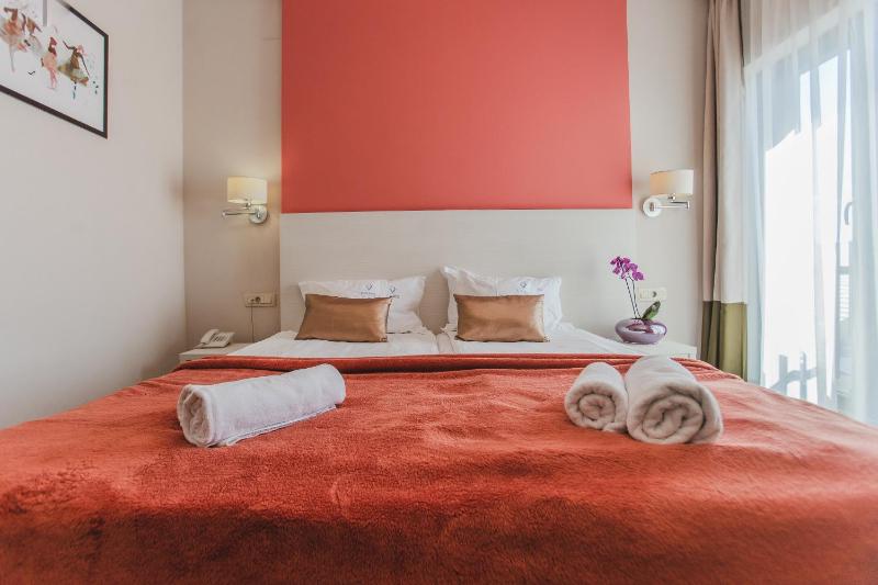 Caro Boutique Hotel - image 33