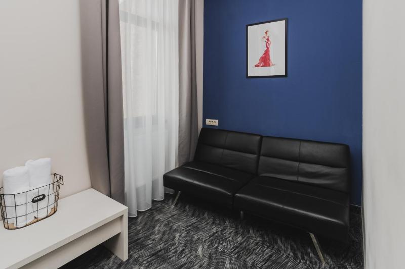 Deluxe Double Room image 2