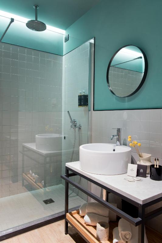 Superior Double Room image 3