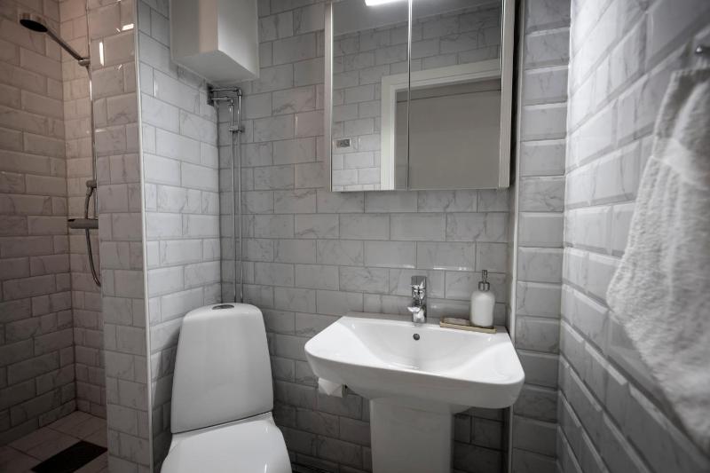 Single Room image 4