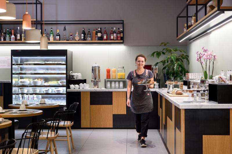 The Poet Hotel - image 8