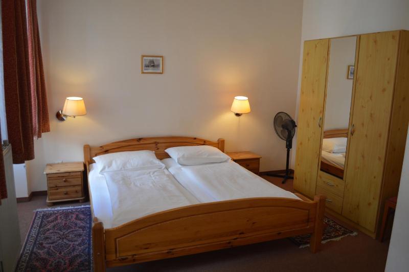 Hotel Pension Walzerstadt - image 7